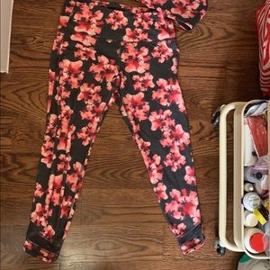 Old Navy Floral Activewear set